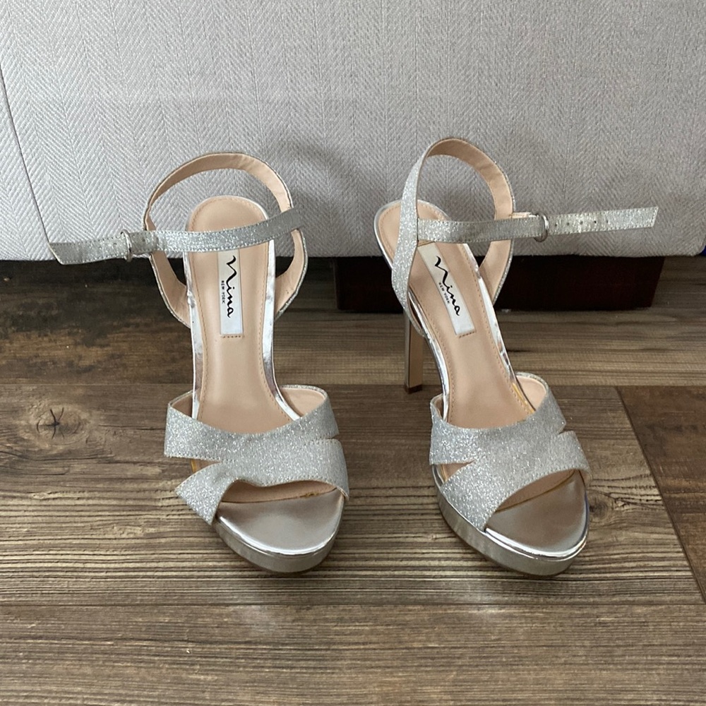 Nina New York Formal Silver Sparkly High Heel Shoes Size 8.5